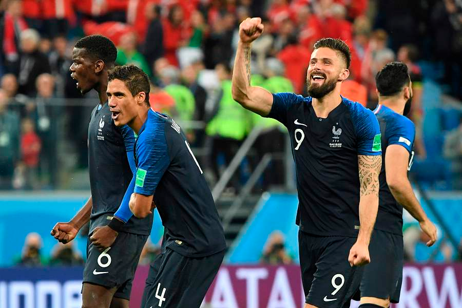 意大利队完胜德国，法国队憾负捷克无缘半决赛