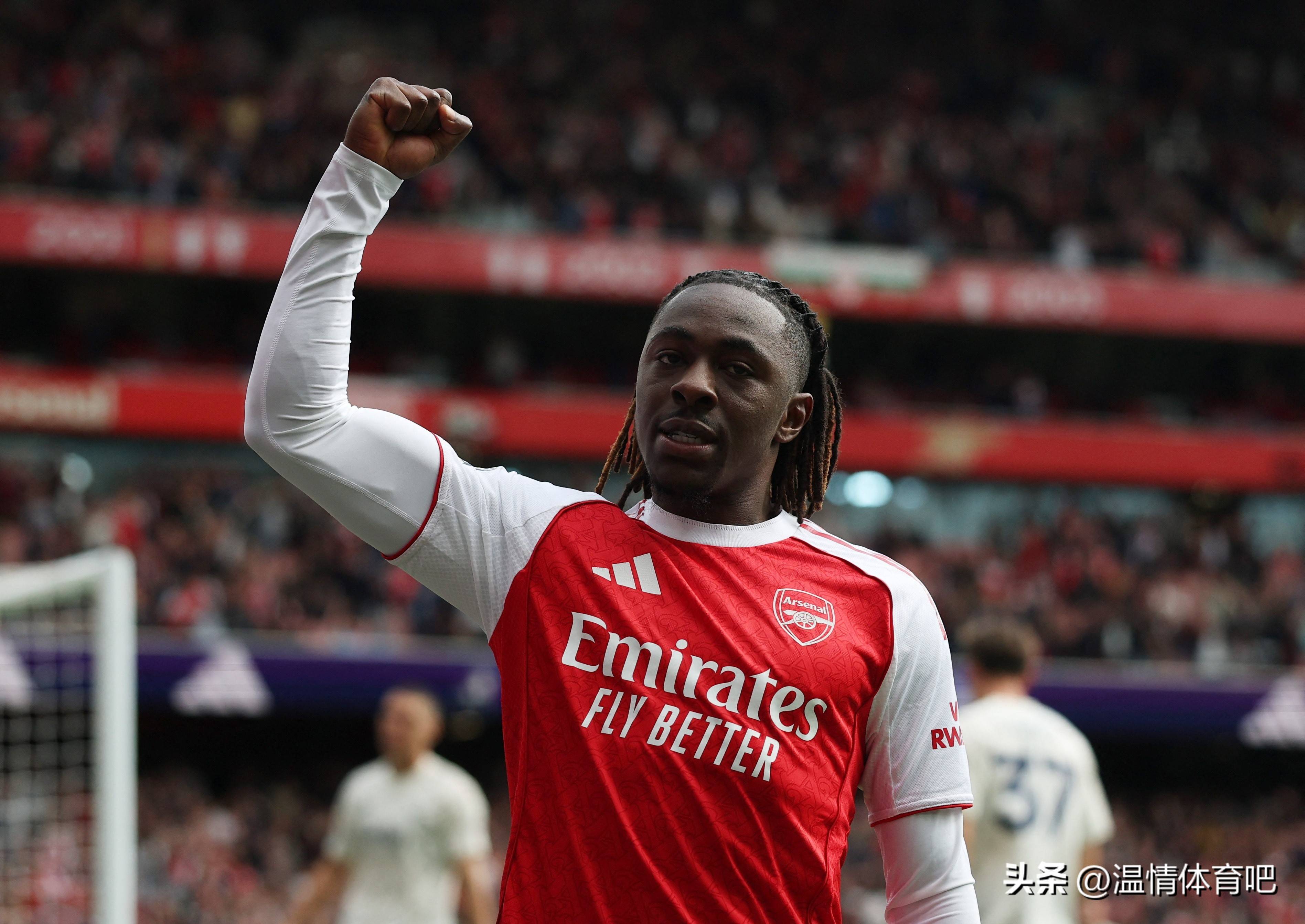 关于阿森纳客场逆转获胜，欧联资格前景一片明朗的信息