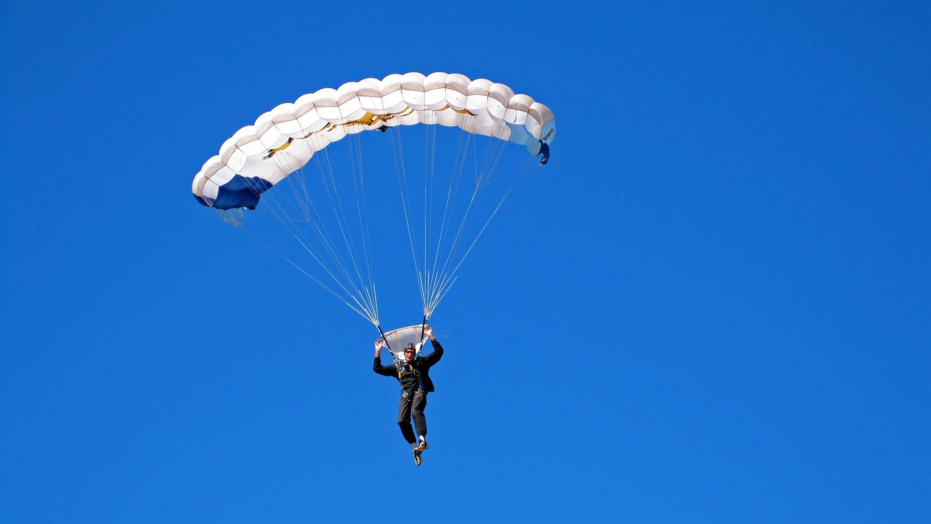凯塞多接管天王山，曼联完胜曼城，英超争冠格局骤变