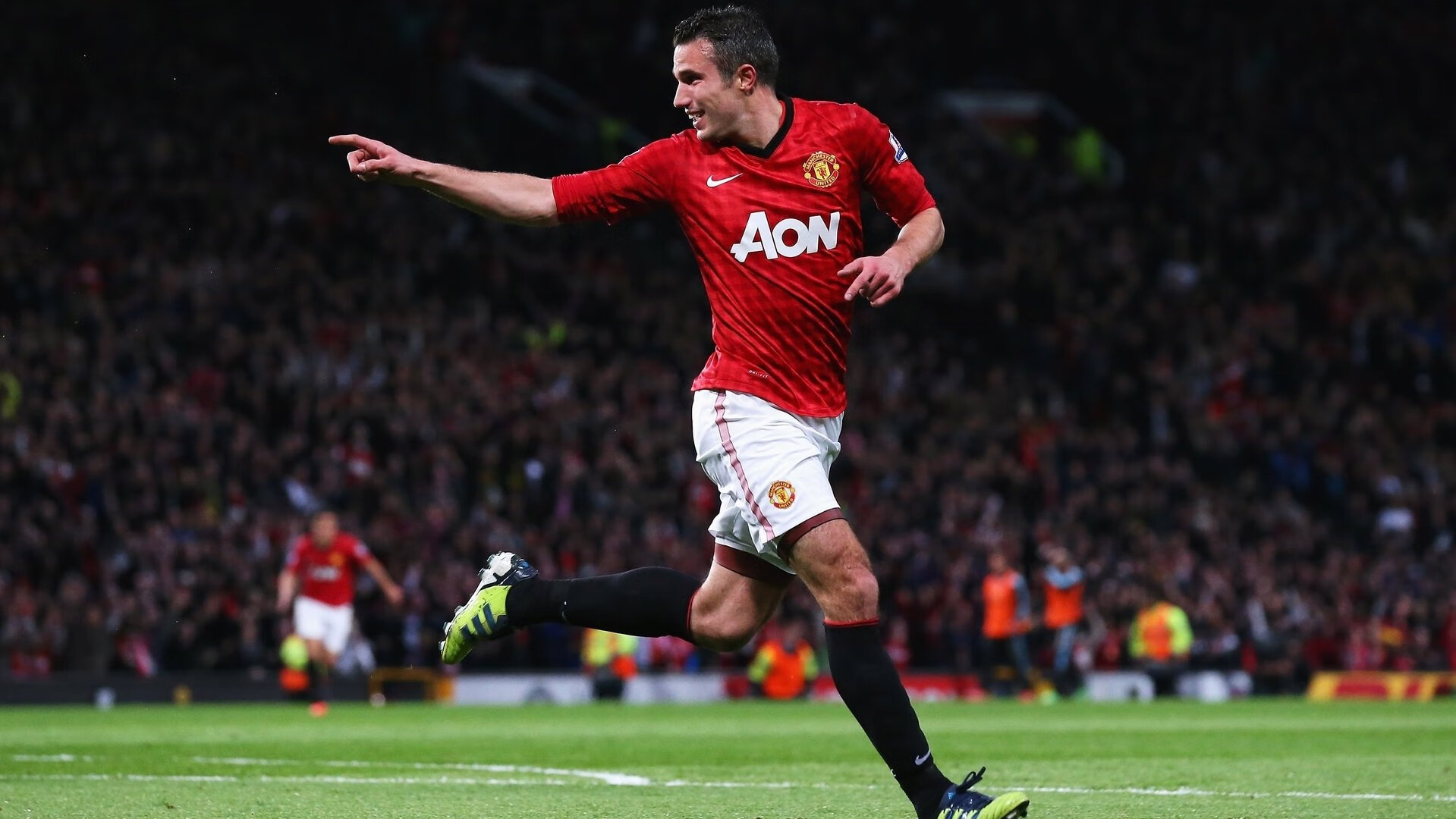 世界排名争夺战之夜，基耶萨惊艳四座，独舞照亮绿茵